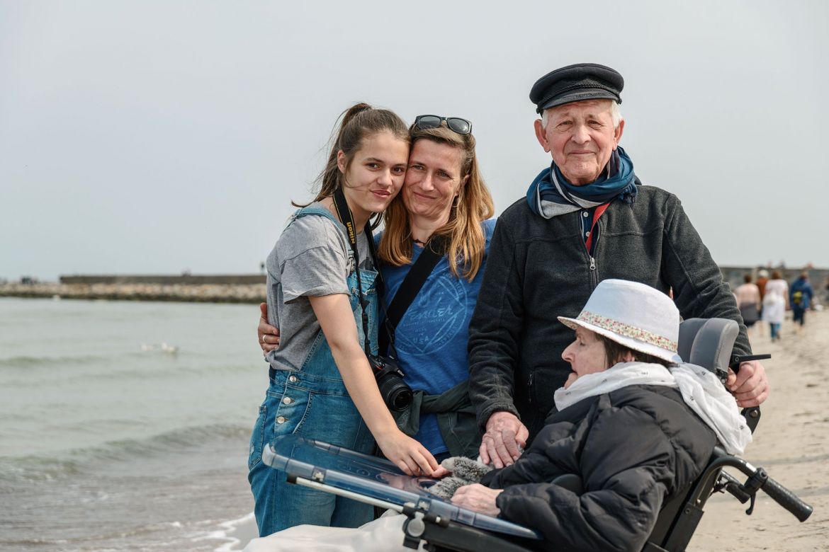 oma mit jungen mann greifswald oma mit jungen mann greifswald