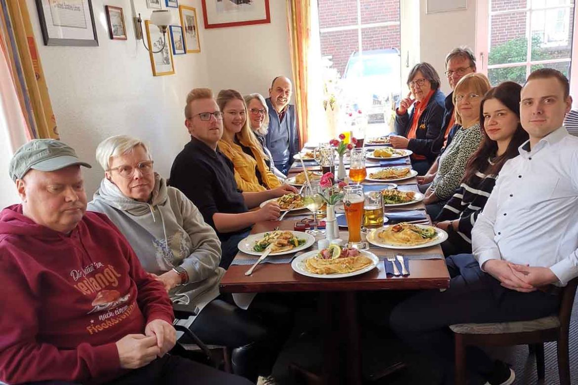 Beim Essen.jpg